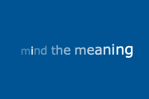 Blauer Hintergrund mit weißer und schwarzer, relativ kleiner Schrift. Oben links steht "mtm", ansonsten mehrfach und in unterschiedlicher grafischer Gestaltung über den Screen verteilt "mind the meaning" und "The Philosophy of Psychological Expressivism".