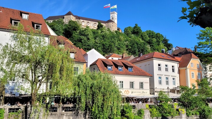 Fotoaufnahme der Burg Ljubljana. 